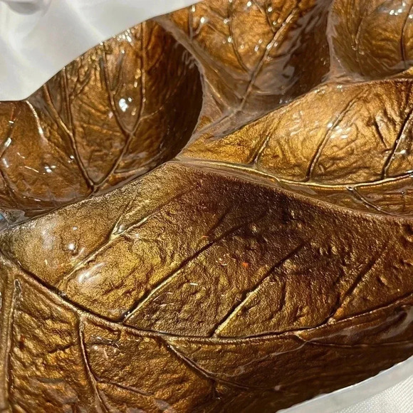 Aluminum Artistic Accents Leaf Sectioned Appetizer/Candy Platter - Picture 2 of 5